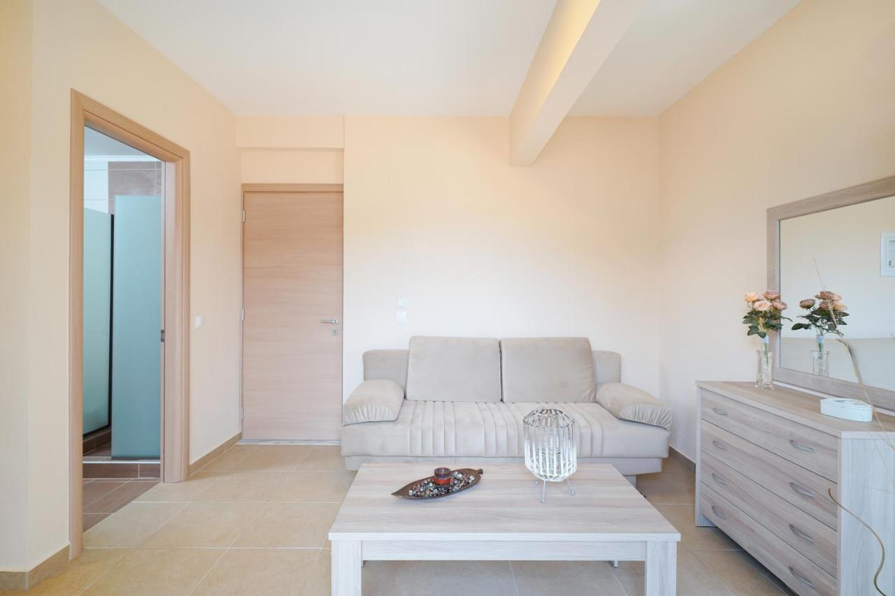 Theodore Apartments Skála Marión 外观 照片